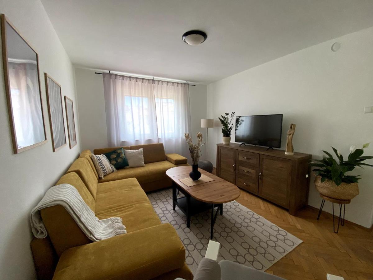 Apartman Francesca Pula Bagian luar foto