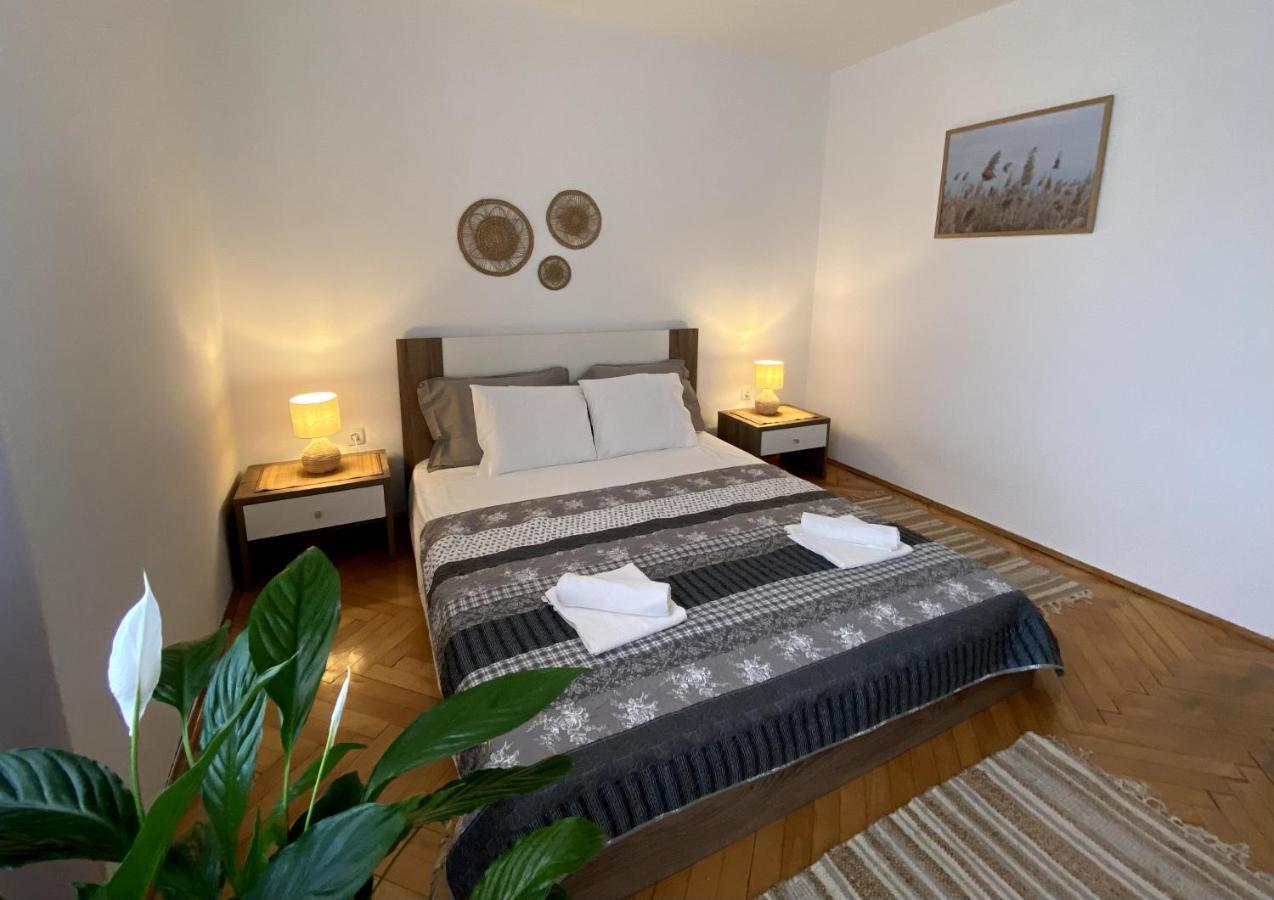Apartman Francesca Pula Bagian luar foto